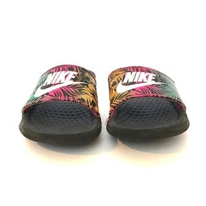 nike hawaiian slides